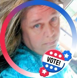 Meet your Posher, Deb